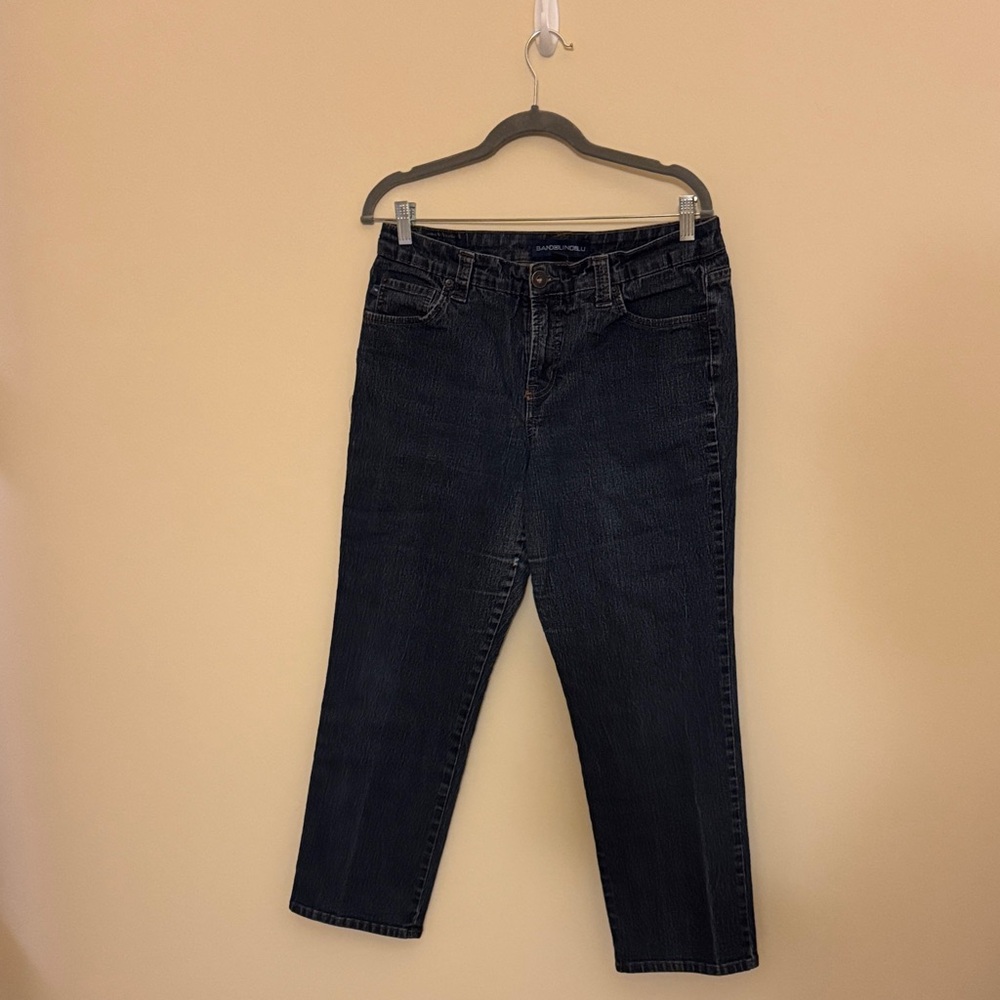 Straight Leg Women’s Jeans in Dark Indigo - Classic Everyday Style